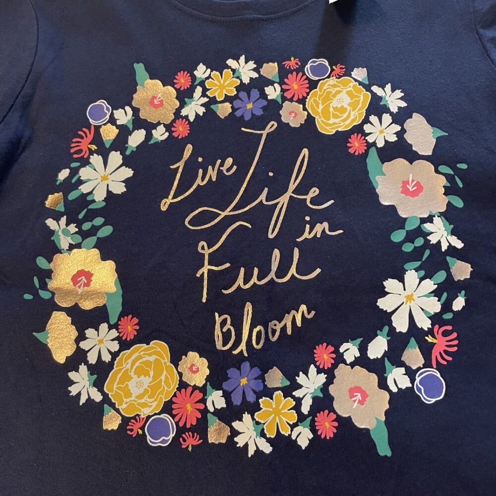 Old Navy Curved-Hem Tee Navy Blue "Live Life in Full Bloom" Size Large (10/12)